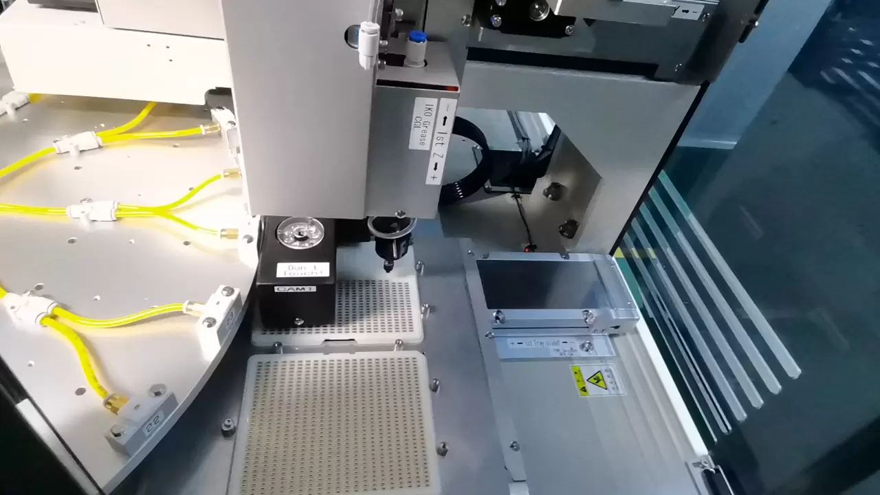 Die Nutzung des Bildschirms des automatischen Verkaufsautomaten